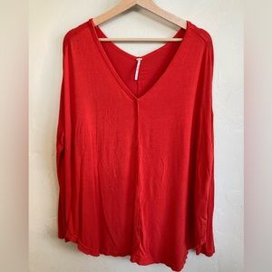 Free People Women’s Oversizes Long Sleeve V-Neck Blouse, Size Small